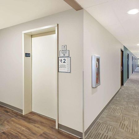 Woodspring Suites St Louis St Charles Saint Charles Bagian luar foto